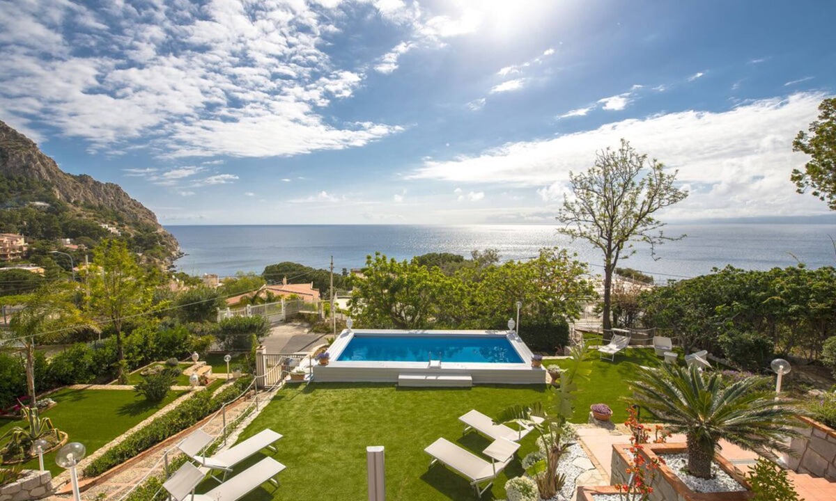 Capo Zafferano Villa | Villa Di Flavia - Three Bedroom Villa, Sleeps 11