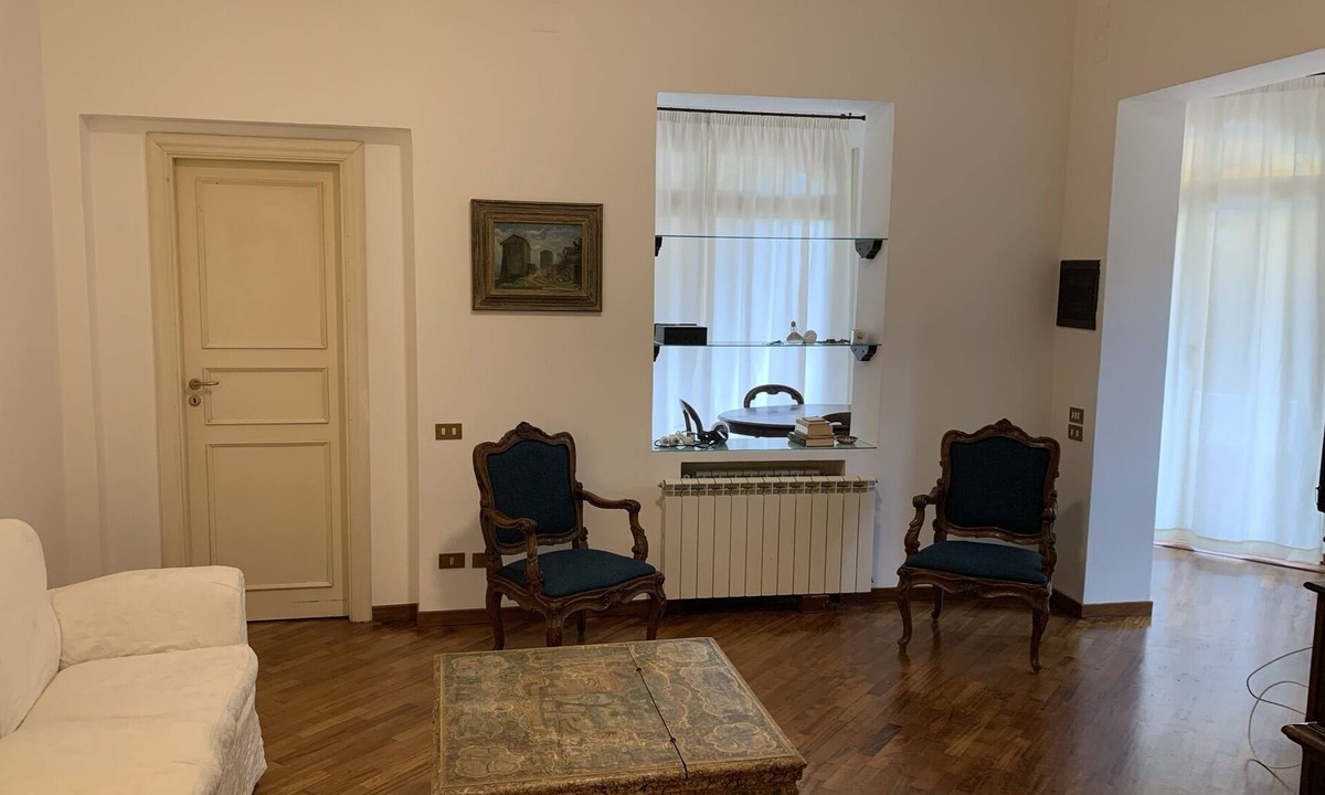 Mondello Villa | Villa Filly, Indipendente con Ampio Giardino, a Pochi Passi Dalla Spiaggia