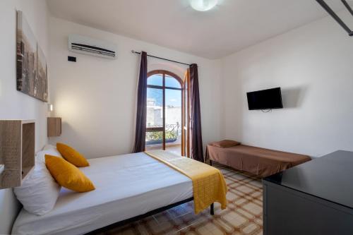 Sant'Isidoro House | Villa Gaudì - Milà