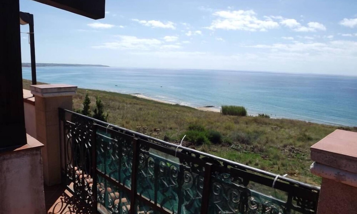 Menfi Villa | Villa immersed in the green with wonderful sea views in Porto Palo di Menfi