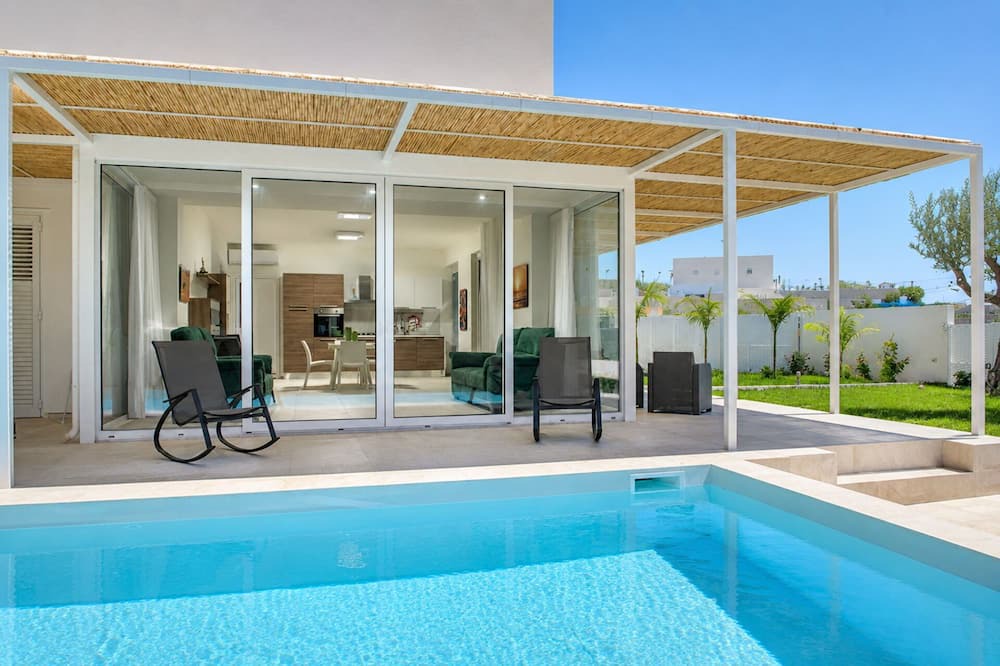 Ragusa Villa | Villa in Marina Di Ragusa with 3 bedrooms sleeps 7
