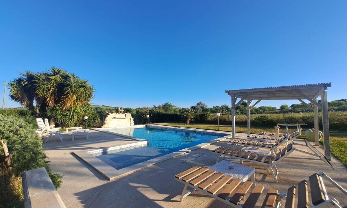Noto Villa | Villa in Noto with 3 bedrooms sleeps 7