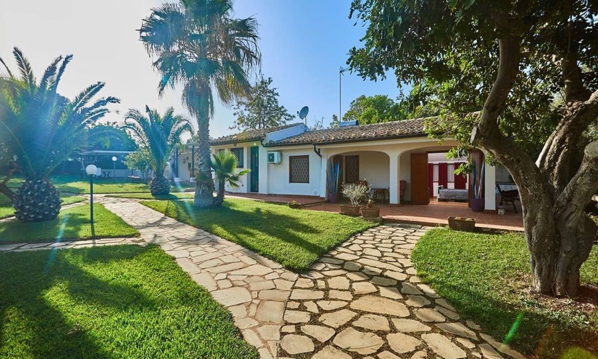 Casa Papa Villa | Villa in Pozzallo near Sandy Beaches