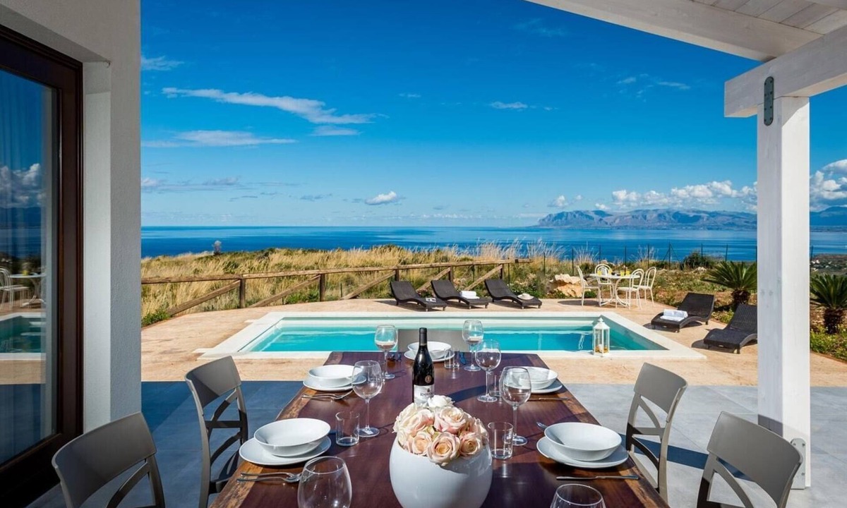 Scopello Villa | Villa Del Golfo - villa with pool and sea views