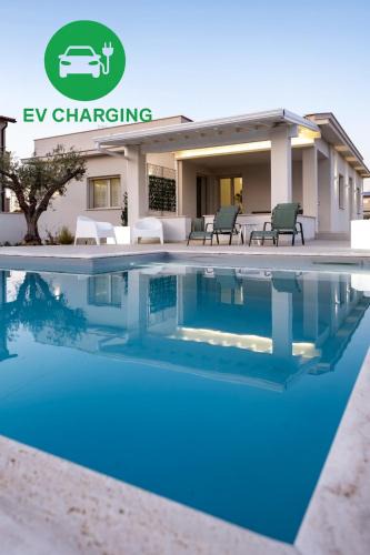 Giarra House | Villa Kora Suites&Pool