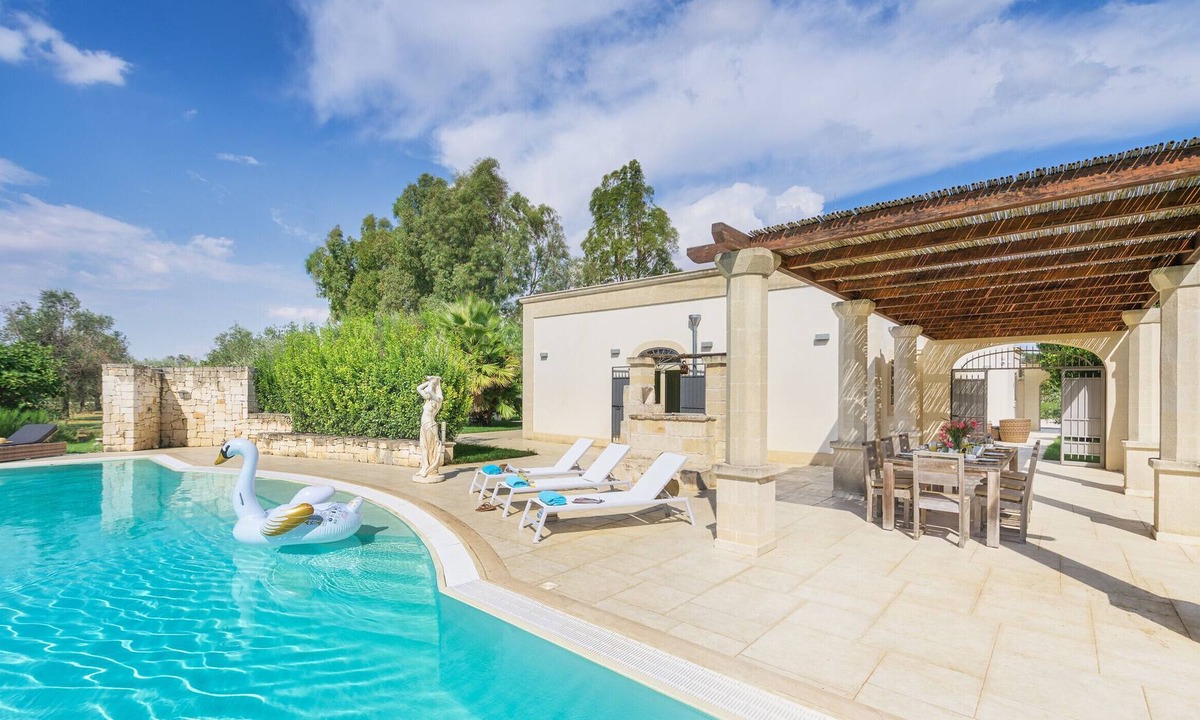 Oria Villa | Villa La Dolce Vita by Wonderful Italy