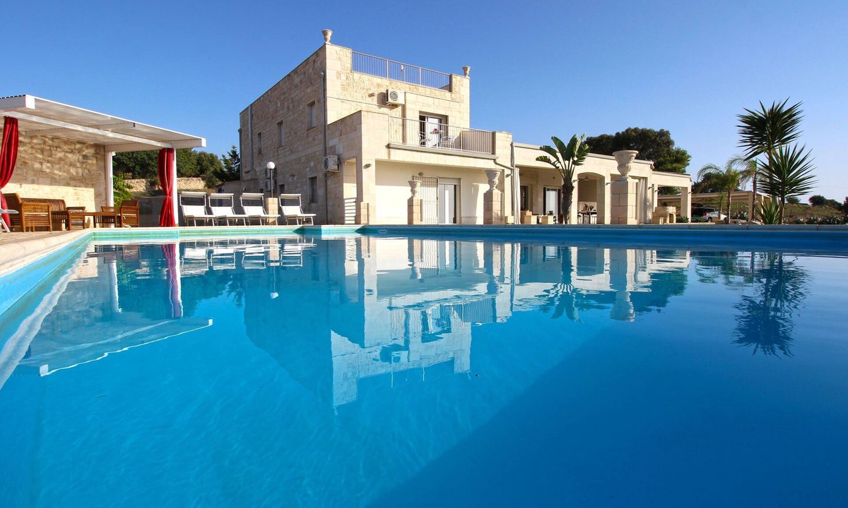 Santa Croce Camerina Villa | Villa La Ganza - Six Bedroom Villa, Sleeps 12