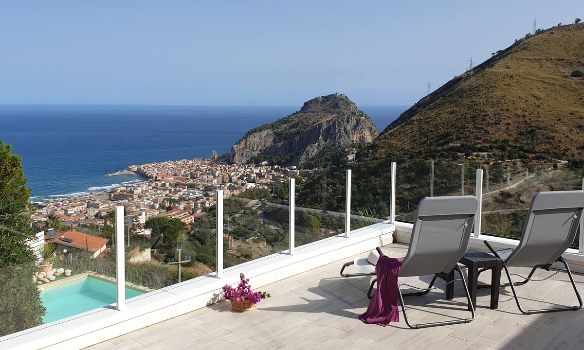 Cefalu Villa | Villa la Vista - up to 10 pax