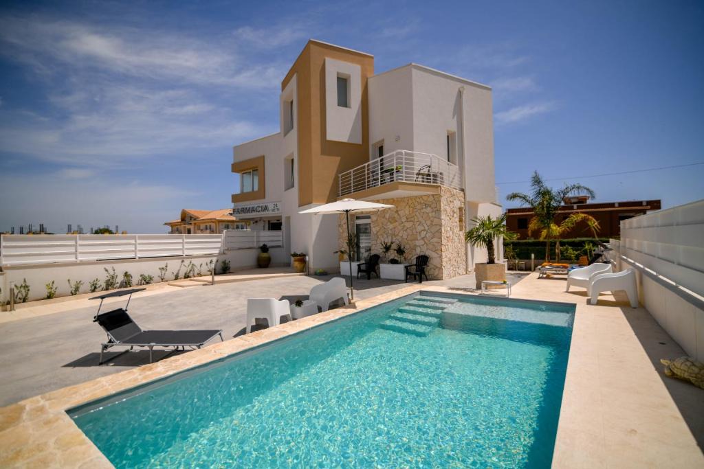 Avola Apartment | Villa Laura Charme Apartments