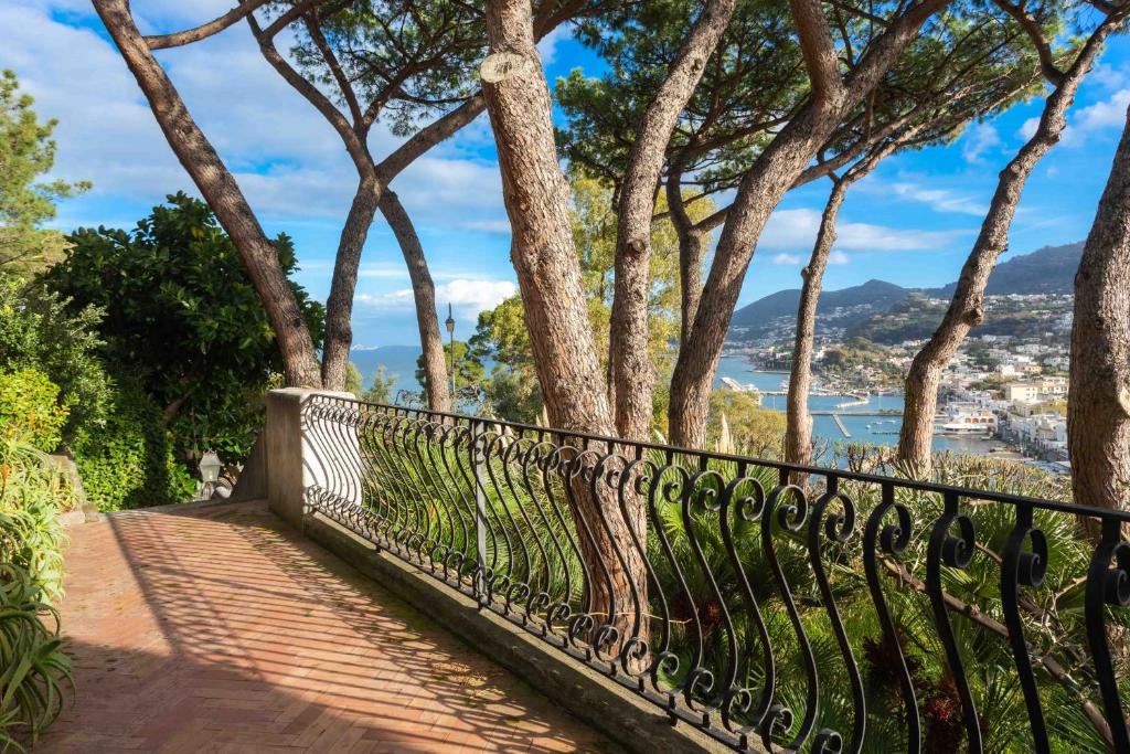 Lacco Ameno Villa | Villa Le Pagine Bianche