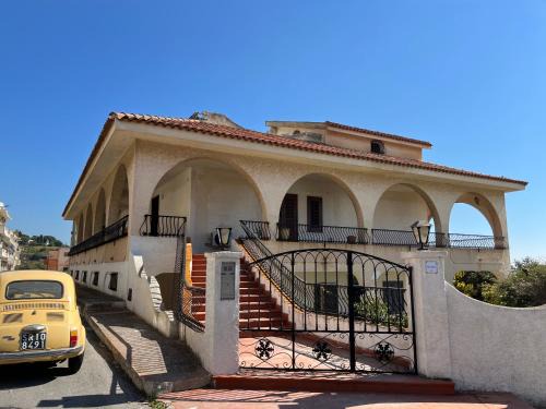 Noto Historic Centre Apartment | Villa Letizia Rooms & Apartments