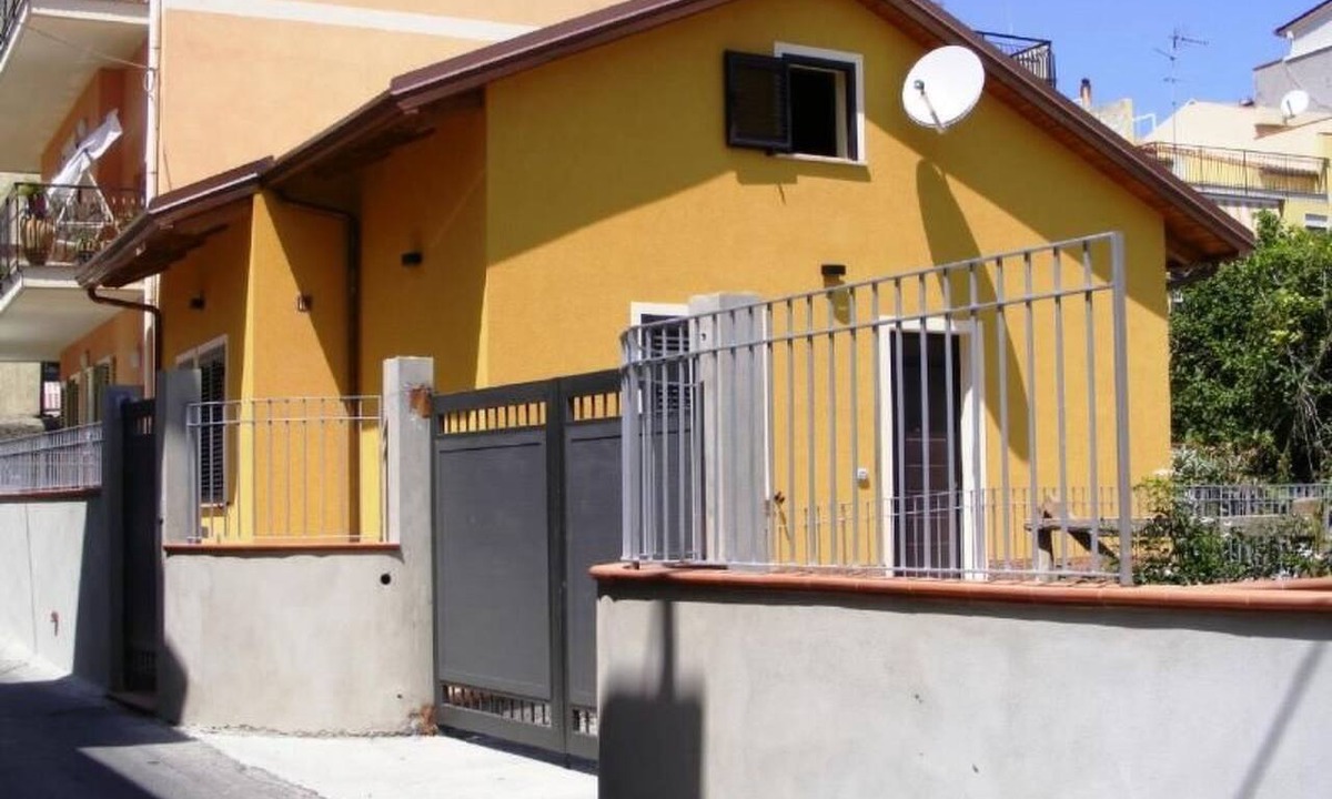Ali Terme House | Villa Lilla 20 metri dal mare by Interhome