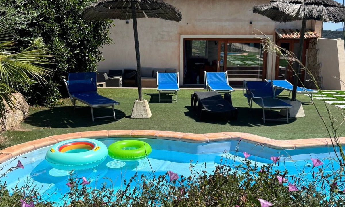 Tergu Villa | Villa 'Loft Irene with Private Pool', Sea View, Wi-Fi and Air Conditioning