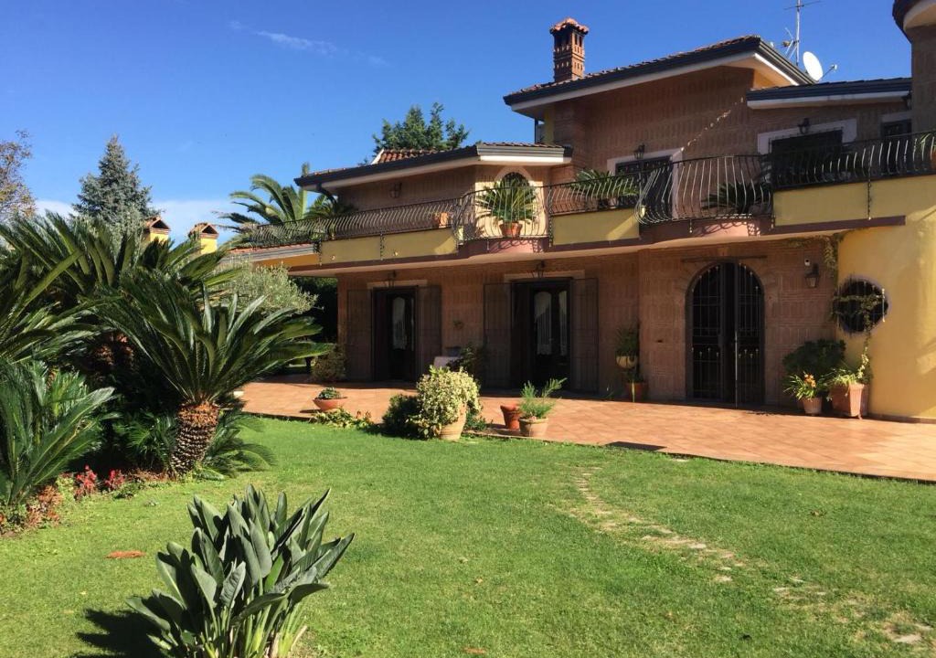 Montoro Bed & Breakfast | Villa Luisa