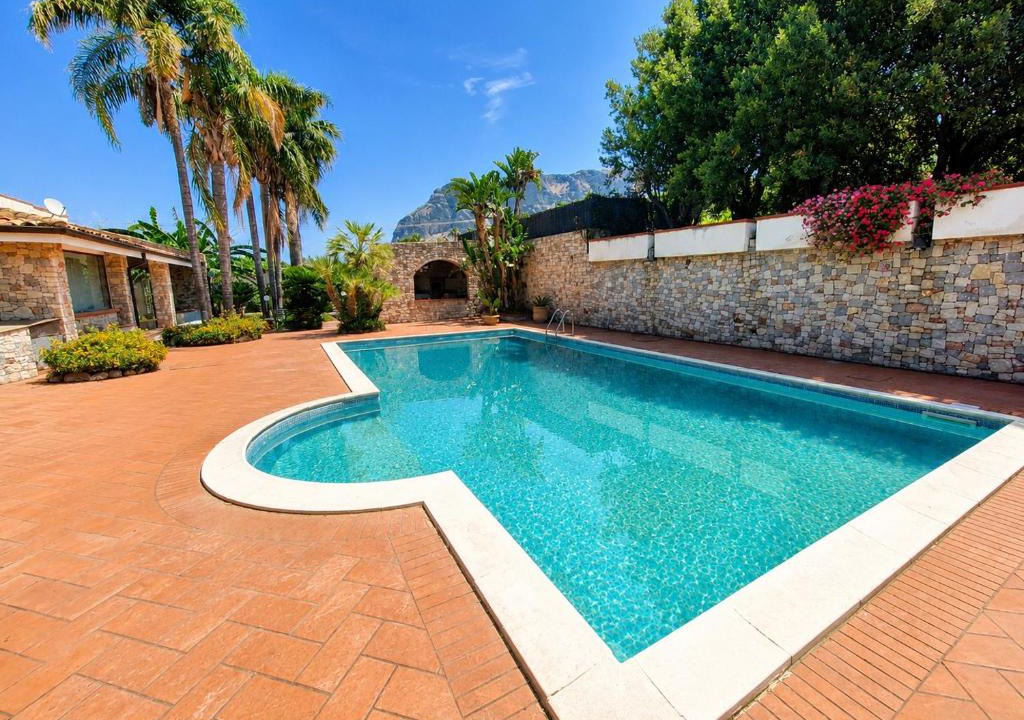 Cinisi Villa | Villa Magaggiari Pool & Beach