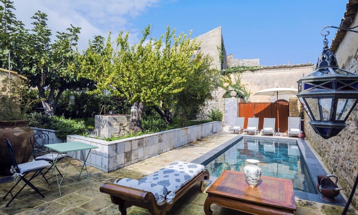 Palazzolo Acreide Historic Centre Villa | Villa Marchese - Private Villa with Swimming Pool