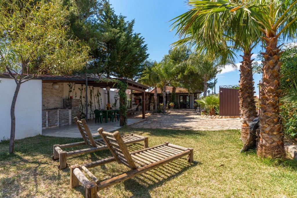 Sant'Isidoro House | Villa Maresole by BarbarHouse