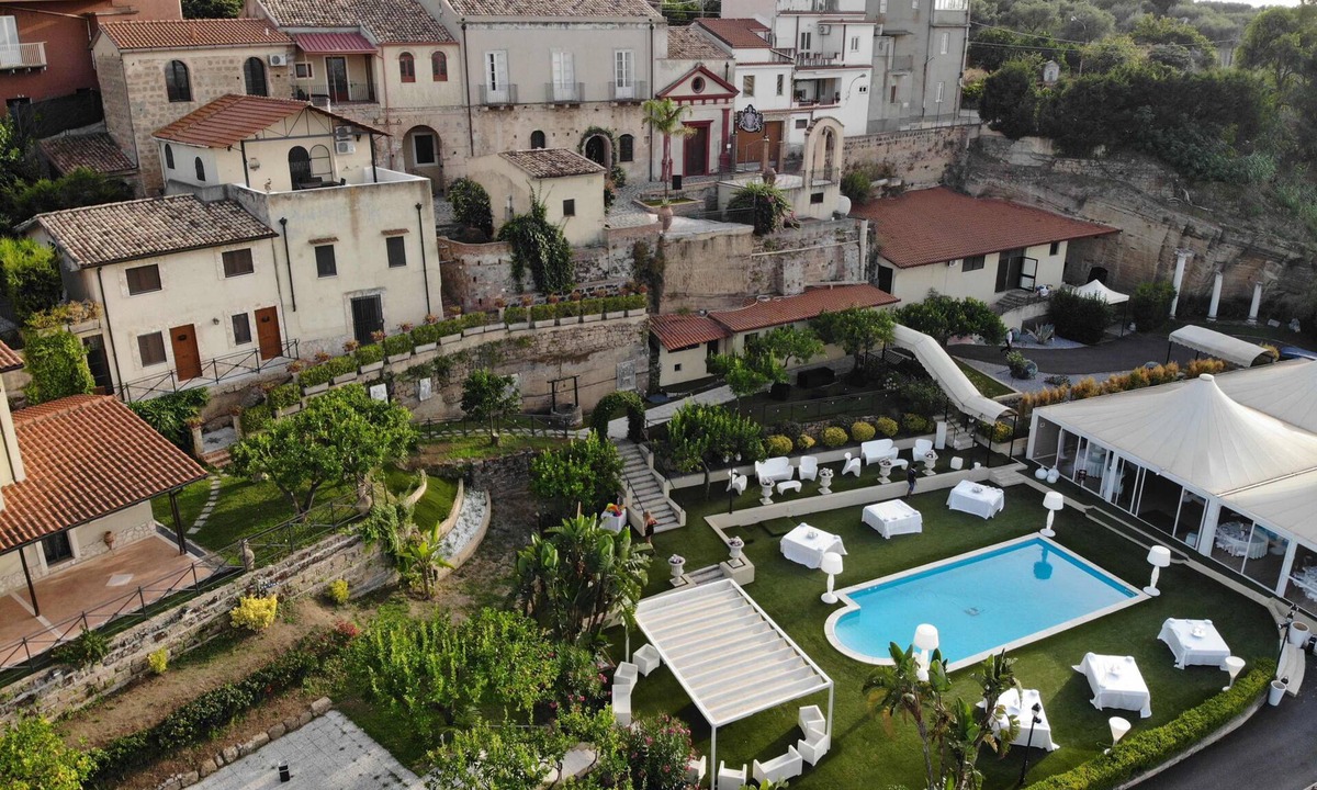 San Pier Niceto House | Villa Martius