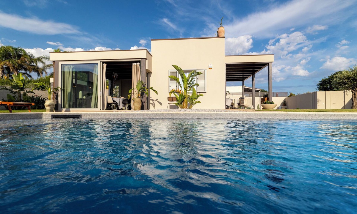 Santa Maria del Focallo Villa | Villa Olive & Champagne con Piscina Privata