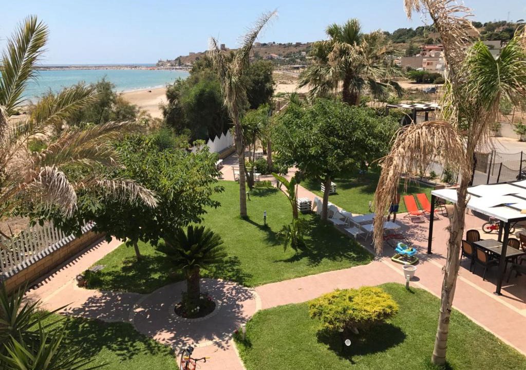 Porto Palo House | Villa on the sea