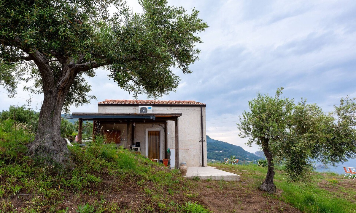 Cefalu Villa | Villa 'Orto Degli Ulivi' with Sea View, Garden & A/C