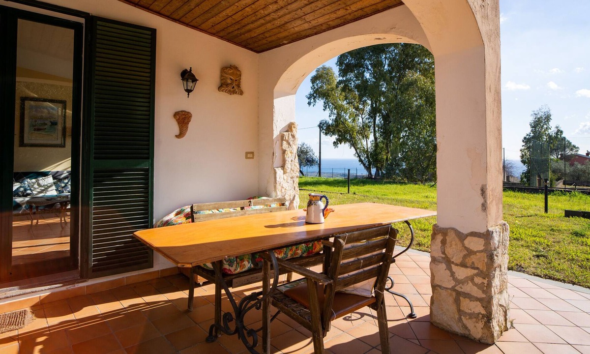Piedimonte Etneo Villa | "Villa Pendici dell'etna" with Sea View, Garden, Terrace & Wi-Fi