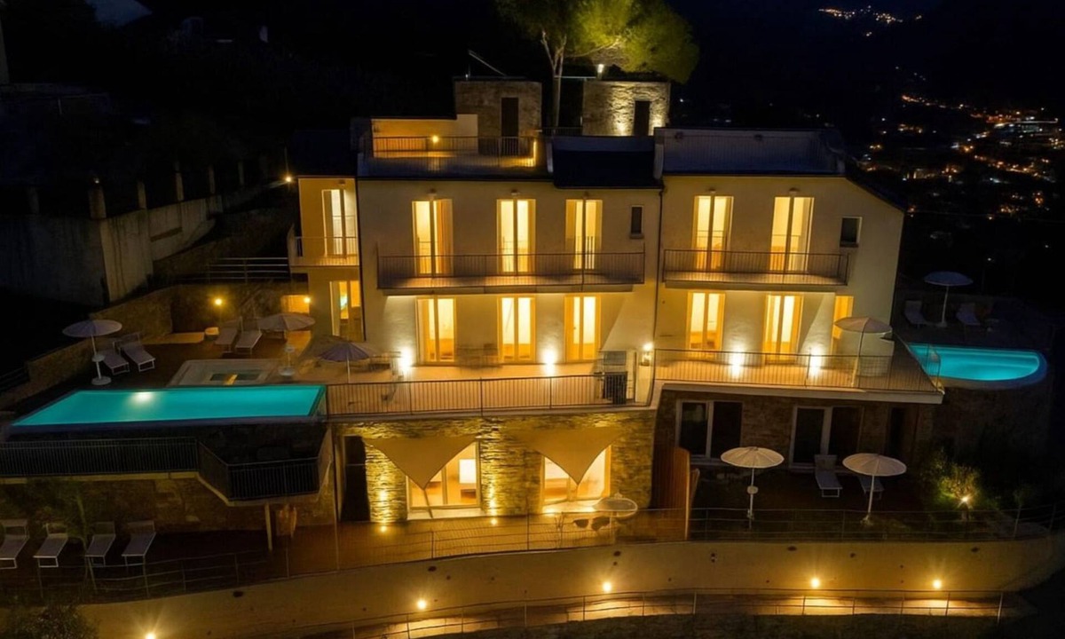 Casarza Ligure Villa | Villa Relais Le Torri in Verici in Pool and View, Casarza Ligure, Italy