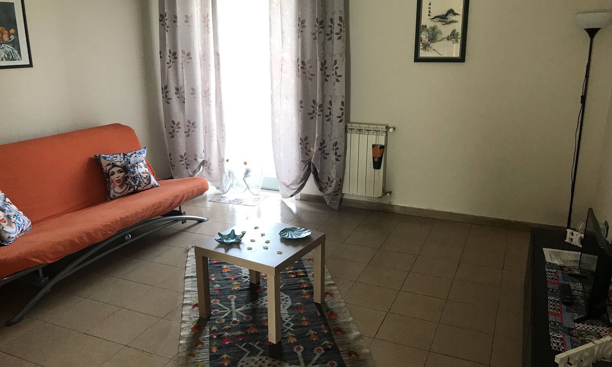 Catania Villa | VILLA SICILIA APARTMENT Villa surrounded by greenery with private indoor parking