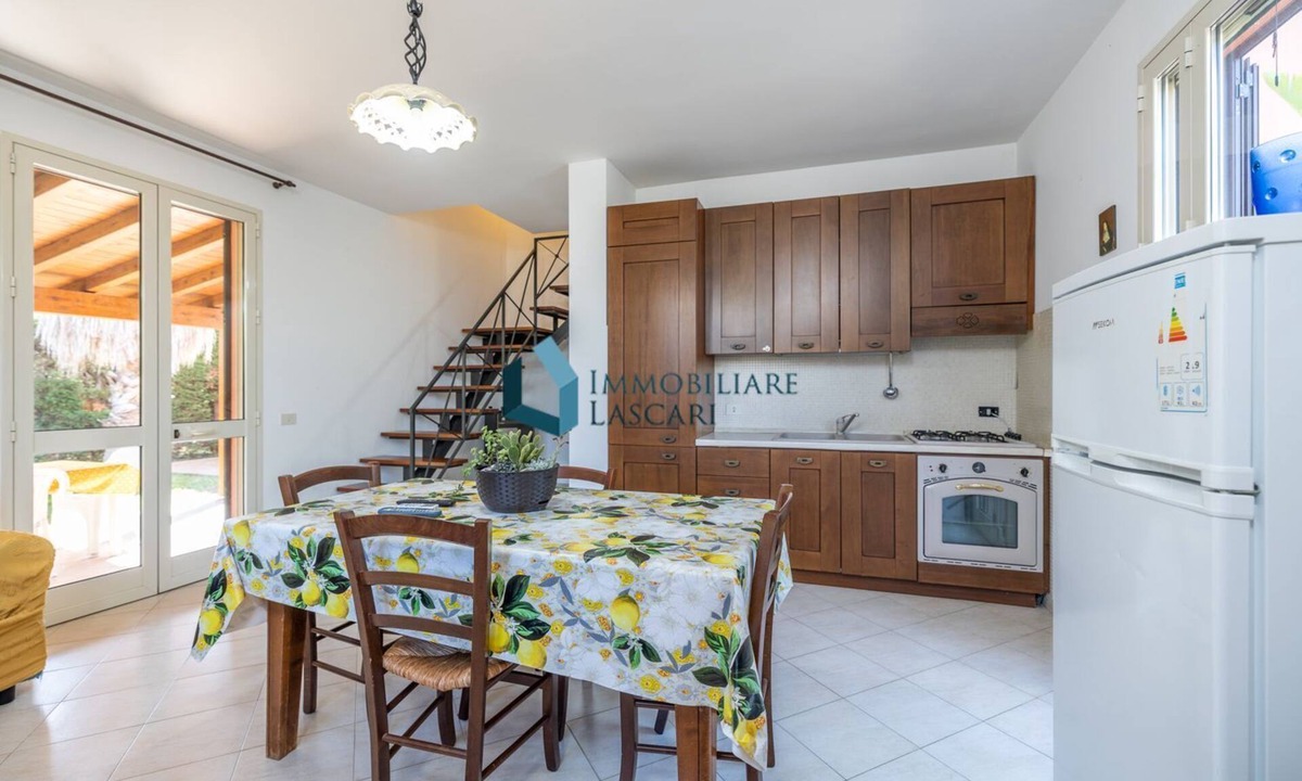 Piana Calzata Apartment | Villa Siragusa with shared swimming pool
