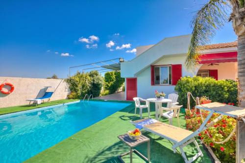 Torre Squillace Villa | Villa Strea With Pool - Happy Rentals