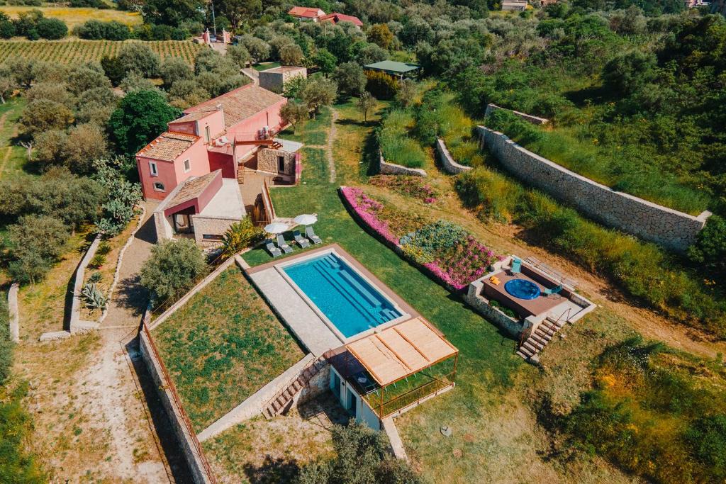 Sortino Villa | VILLA SUMAC 6, Emma Villas