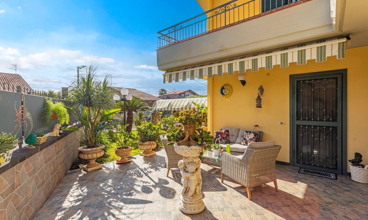 Mascali Villa | Villa 'Villetta Mare E Monti' with Sea View, Wi-Fi and Air Conditioning