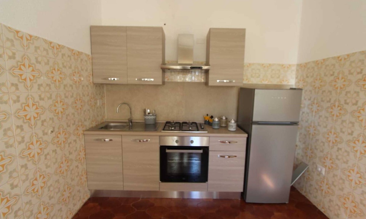 Torre Vado Villa | Villa 'Villetta Naomi' with Private Terrace, Balcony and Air Conditioning