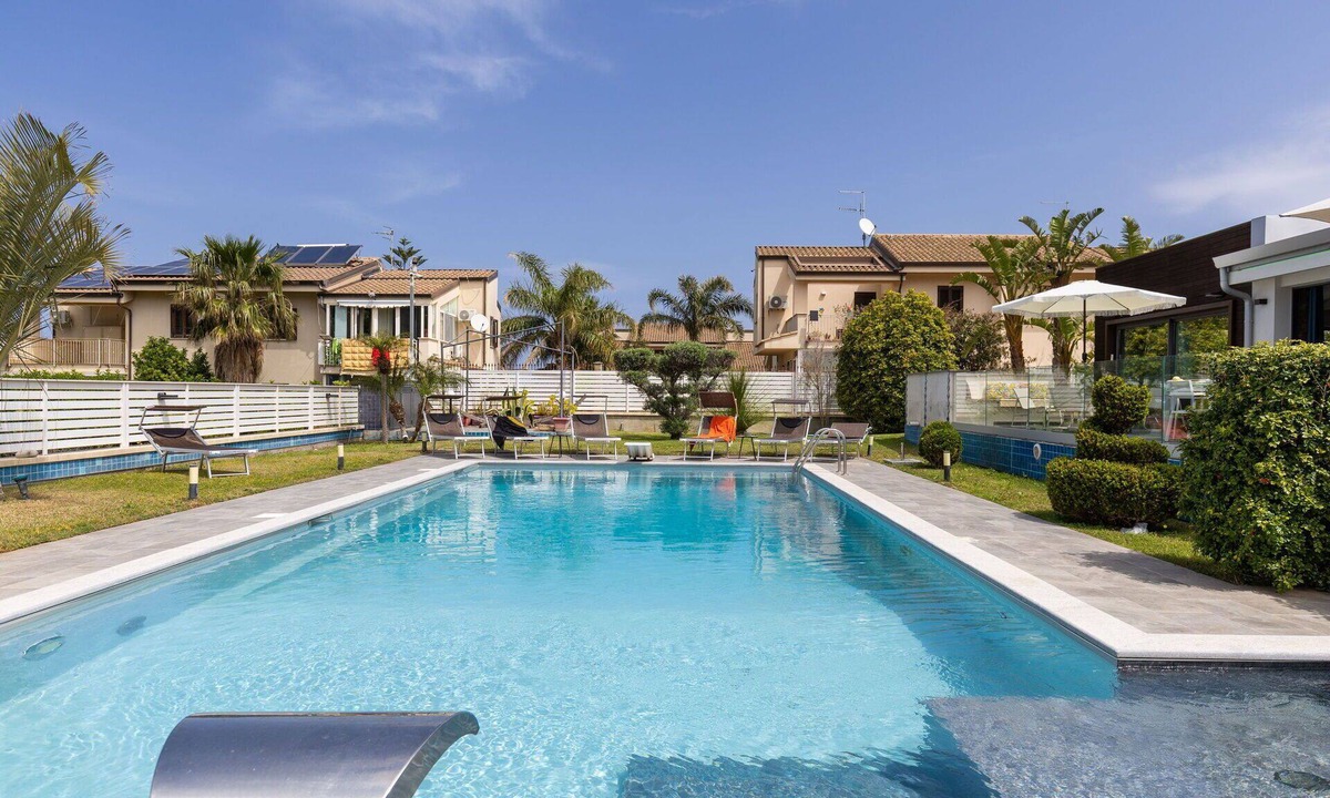 Carini Villa | Villa Vincenzo - Villa with private pool for holidays in Sicily