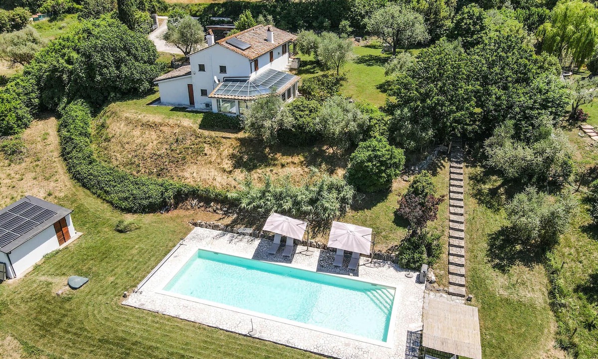 Amelia Villa | Villa with fenced garden, private pool, air conditioning near Orvieto and Rome.