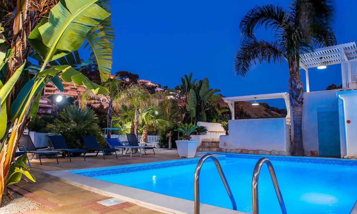 Alcamo Marina Villa | Villa with pool 150 meters from the beach car rental wifi