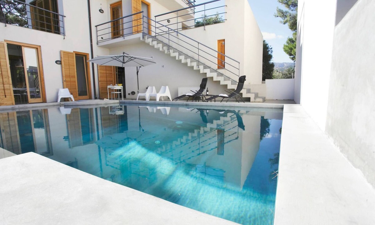 Torre Colonna-sperone Villa | Villa With Pool Garden Near The Sea