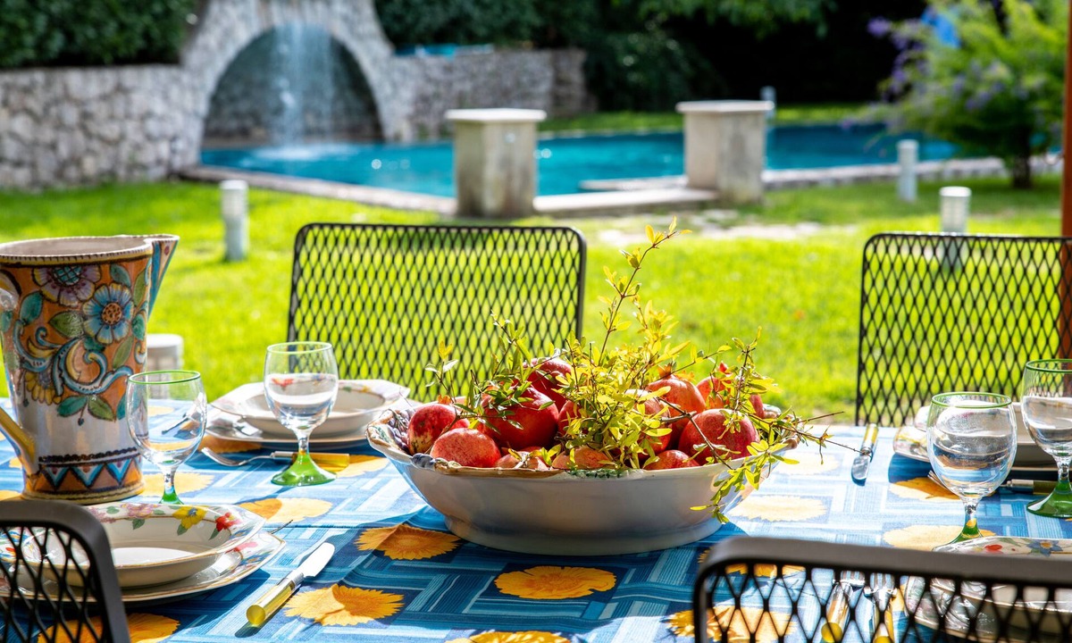 Anacapri Apartment | VILLA with private pool Capriproperty