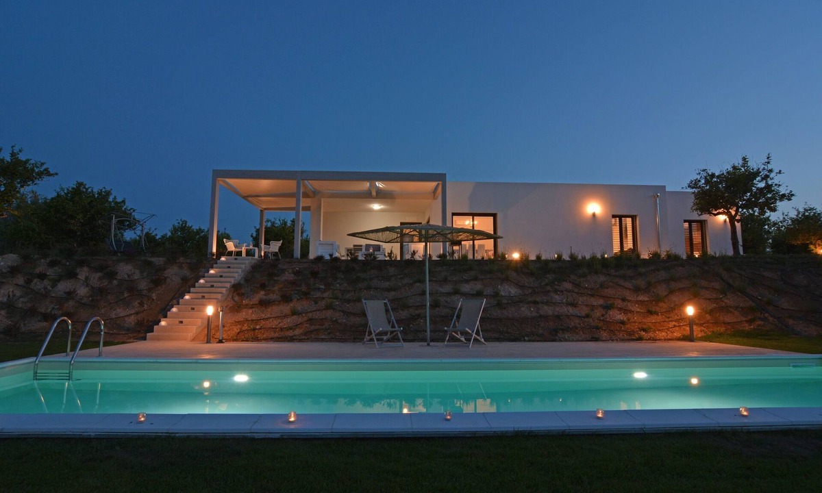 Noto Villa | Villa with Private Pool and breathtaking sea view near the center of Noto