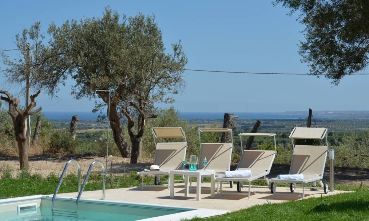 Noto Villa | Villa with private pool splendid sea view, close to the center of Noto- services
