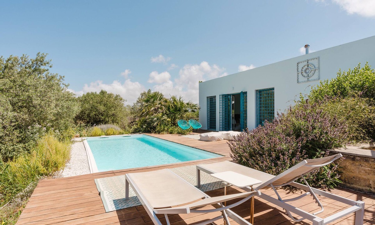 Partinico Villa | Villa 'Zabbara' with Private Pool, Wi-Fi and Air Conditioning