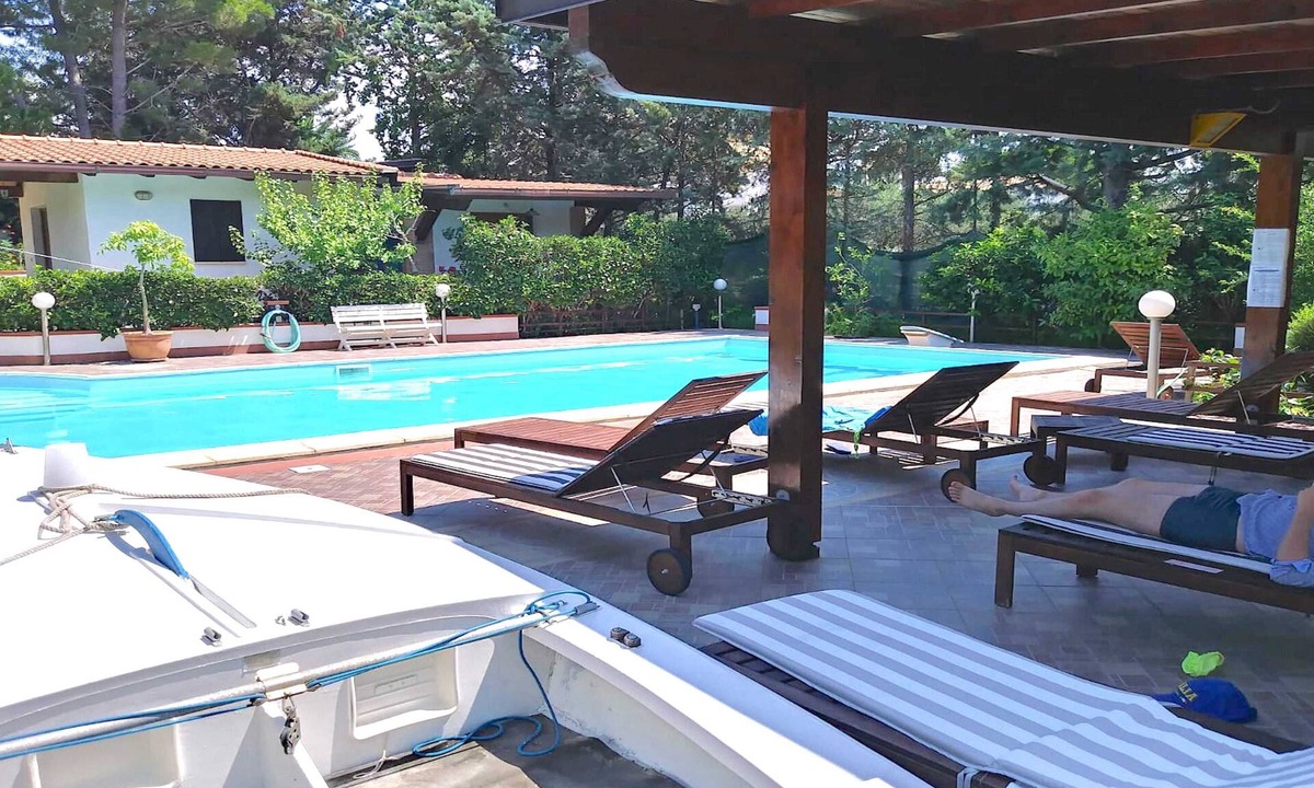 Partinico Villa | VILLASEASICILY , EXCLUSIVE PRIVATE SALTWATER POOL in.472 x236 = m2 72. 4 APARTS.
