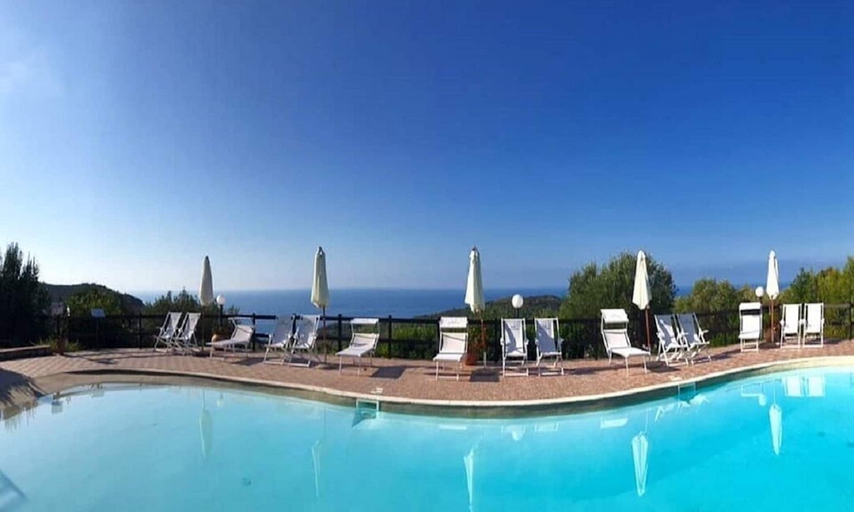 Marina Di Camerota Ski Chalet | Villino Afrodite- Resort Paradise