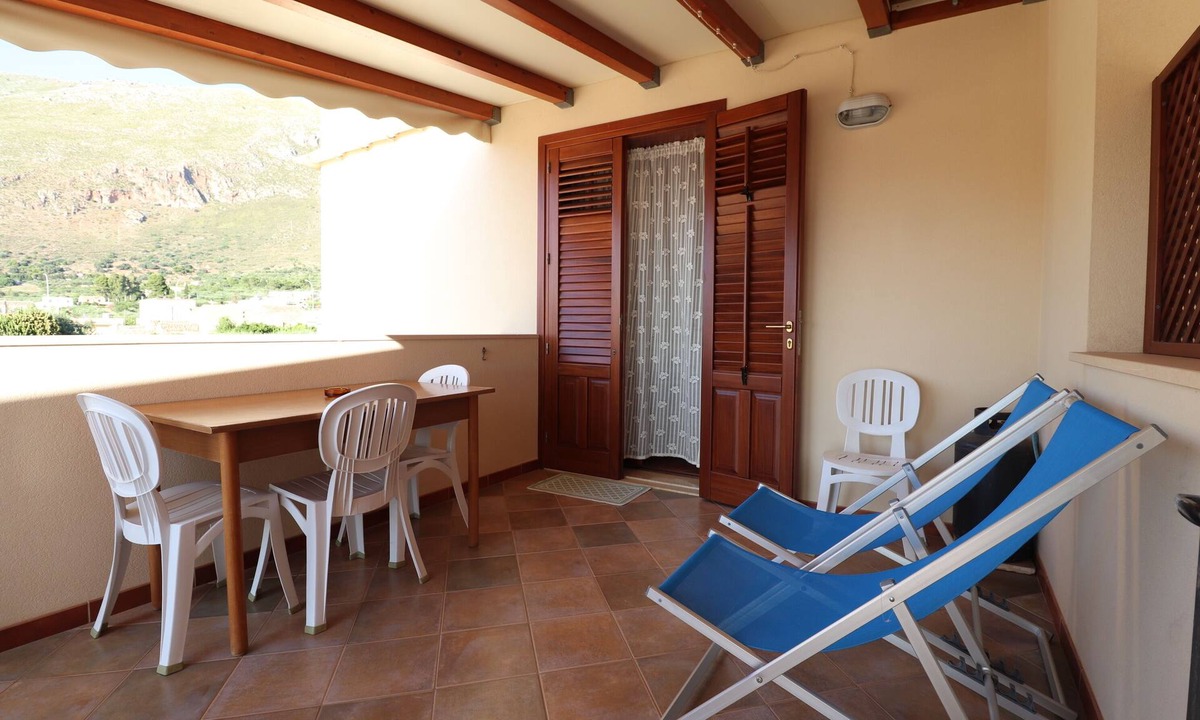 Castelluzzo Apartment | Vincenzo House
