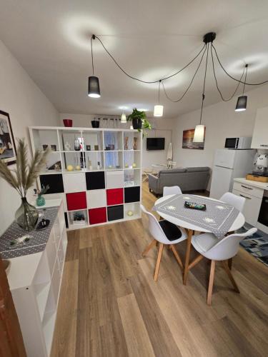 Albergheria Apartment | Virginia House1