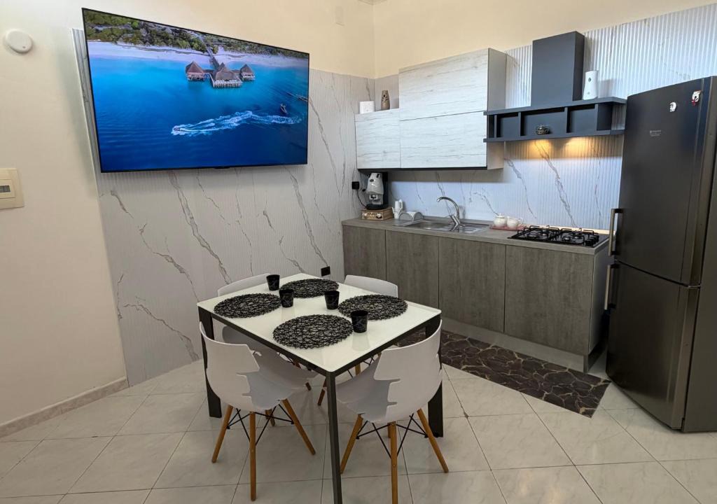 Maddaloni Apartment | Vittoria & Celeste