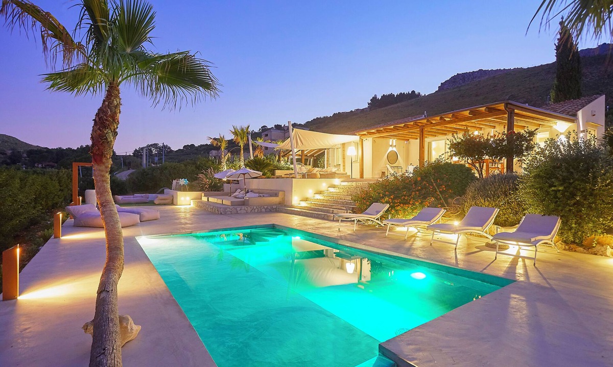 Scopello Villa | WWW.BAGLIORIDISICILIA.COM - LAST MINUTE 14 JULY - 1 AUGUST!