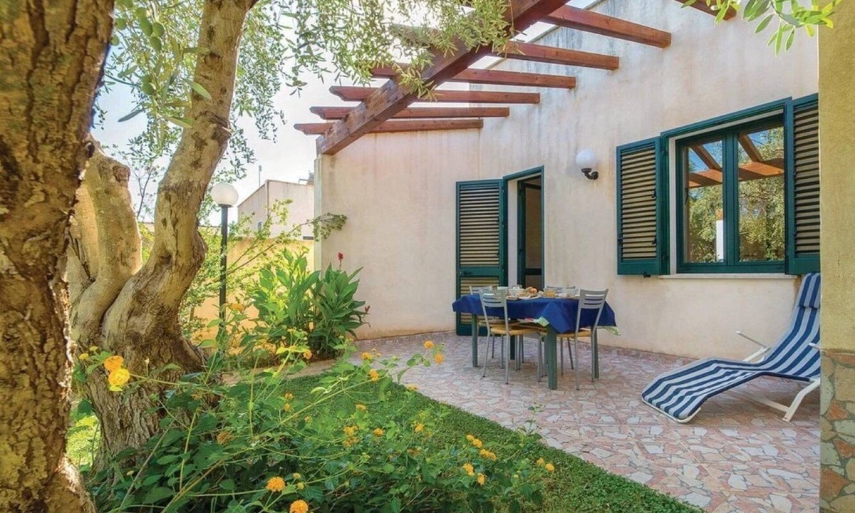 Marsala Apartment | ZEcamping 3 étoiles pataugeoire bien-être locatif TV BBQ clim 30m2 4 pers