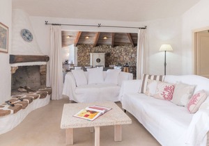 250 m² Villa ∙ 5 bedrooms ∙ 9 guests in Pantogia