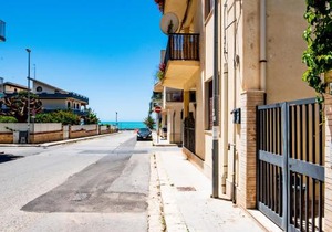 DELPOSTO Marina di Ragusa (lp)